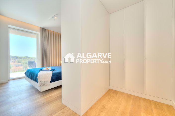 Image No.34-2 Bed Apartment for sale