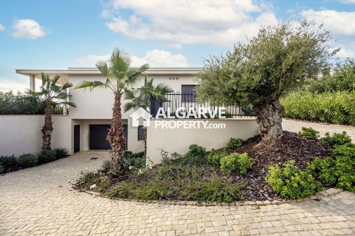 Image No.45-4 Bed Villa for sale