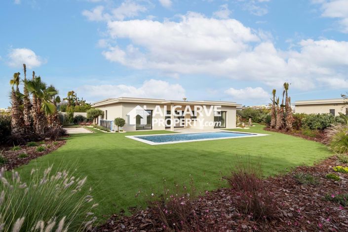 Image No.47-4 Bed Villa for sale