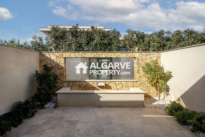 Image No.35-4 Bed Villa for sale