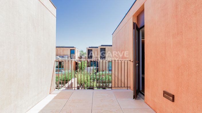 Image No.29-3 Bed Villa for sale