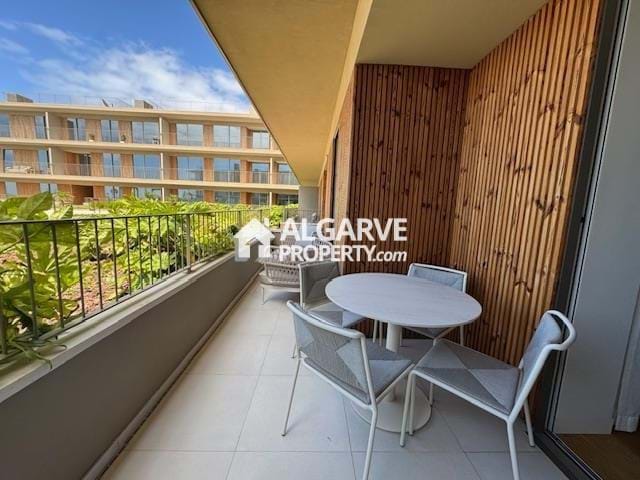 Image No.14-2 Bed Apartment for sale