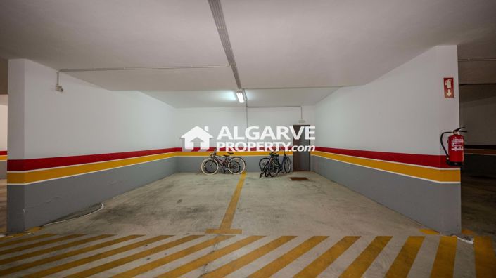 Image No.33-5 Bed Townhouse for sale