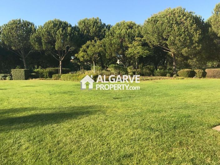 Image No.46-5 Bed Townhouse for sale