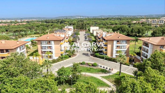 Image No.7-5 Bed Townhouse for sale