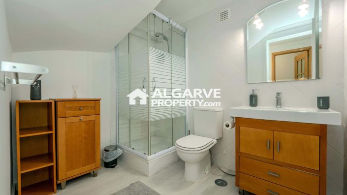 Image No.24-4 Bed Villa for sale