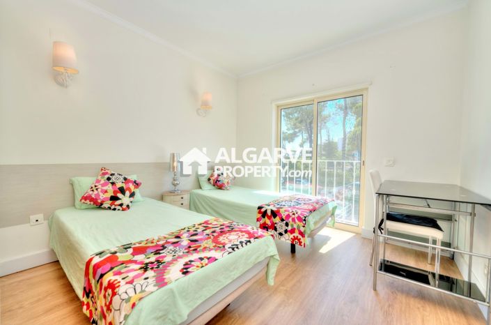 Image No.32-4 Bed Villa for sale