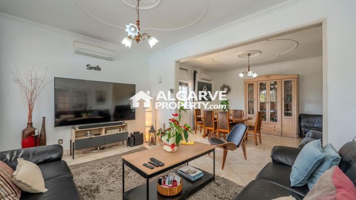 Image No.19-5 Bed Villa for sale