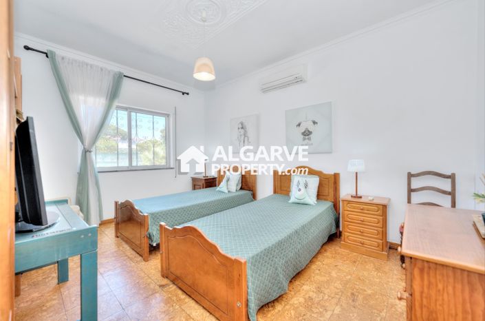 Image No.29-5 Bed Villa for sale