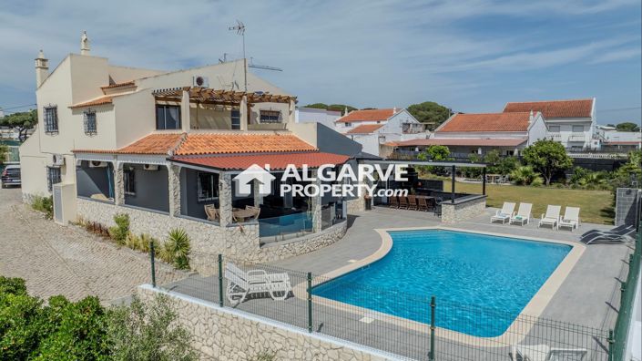 Image No.52-5 Bed Villa for sale