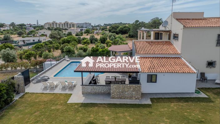 Image No.56-5 Bed Villa for sale