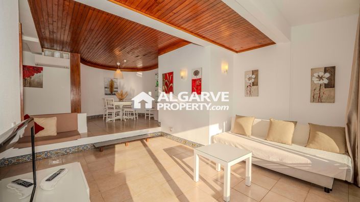 Image No.23-4 Bed Semi-Detached for sale