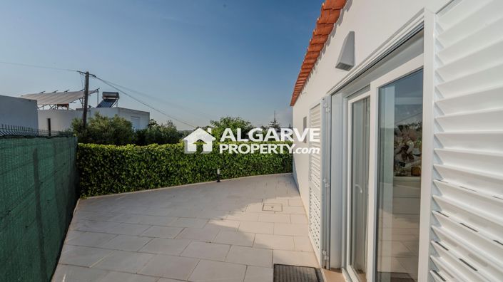 Image No.33-4 Bed Semi-Detached for sale