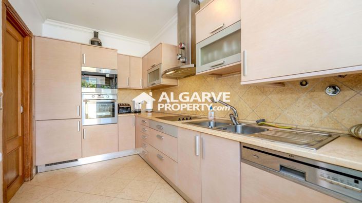 Image No.10-Jumelé de 4 chambres à vendre à Vilamoura