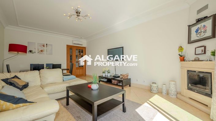 Image No.13-Jumelé de 4 chambres à vendre à Vilamoura