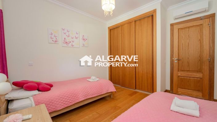 Image No.16-Jumelé de 4 chambres à vendre à Vilamoura