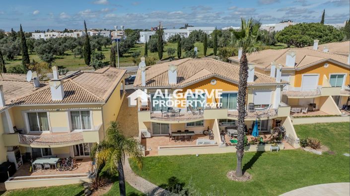 Image No.25-Jumelé de 4 chambres à vendre à Vilamoura