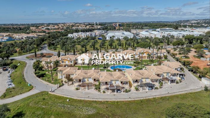 Image No.6-Jumelé de 4 chambres à vendre à Vilamoura