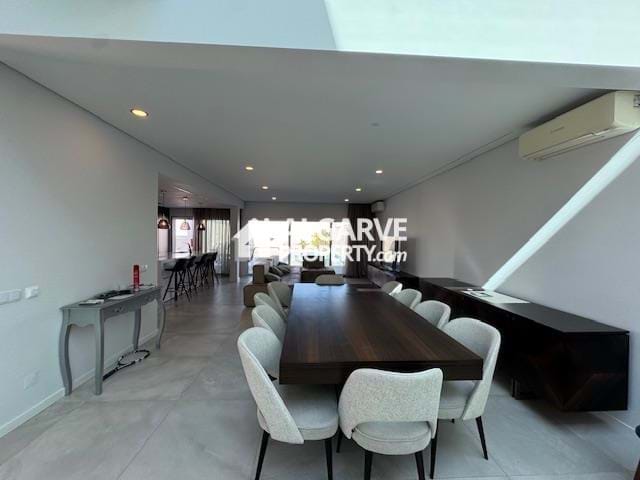 Image No.14-5 Bed Semi-Detached for sale