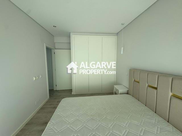 Image No.29-5 Bed Semi-Detached for sale