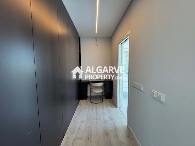 Image No.37-5 Bed Semi-Detached for sale