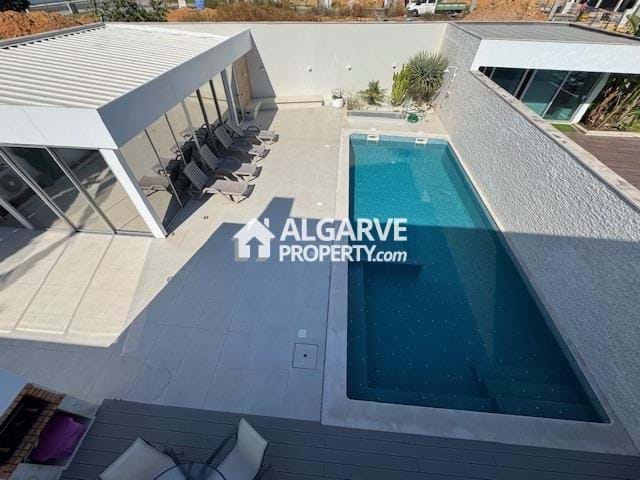 Image No.42-5 Bed Semi-Detached for sale