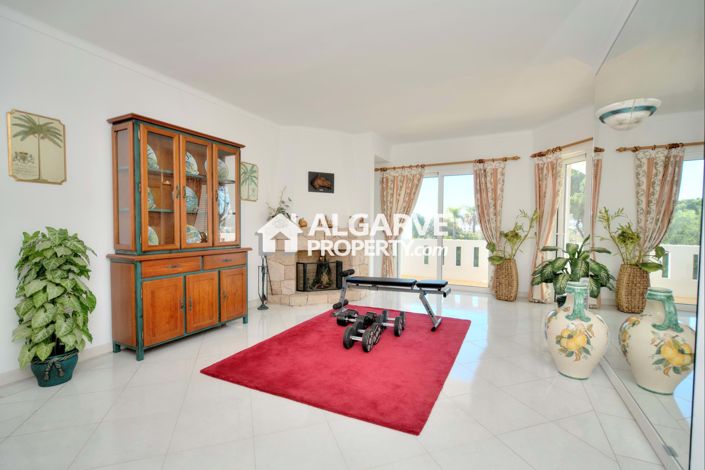 Image No.11-4 Bed Villa for sale