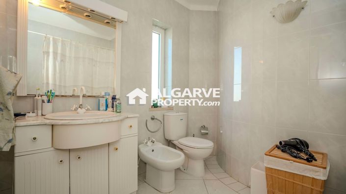 Image No.23-4 Bed Villa for sale