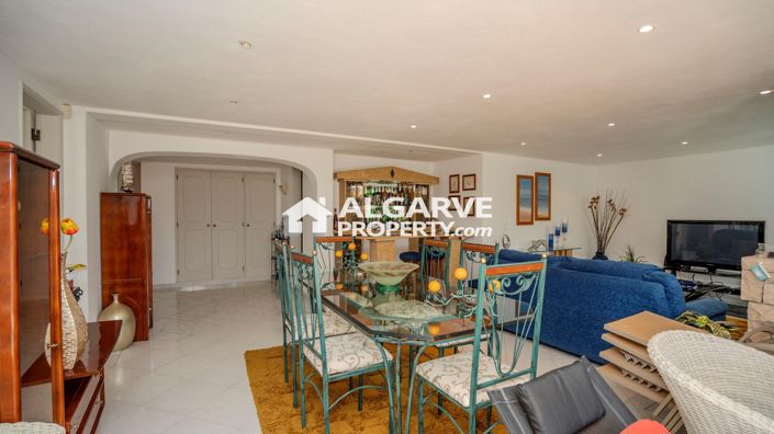 Image No.30-4 Bed Villa for sale