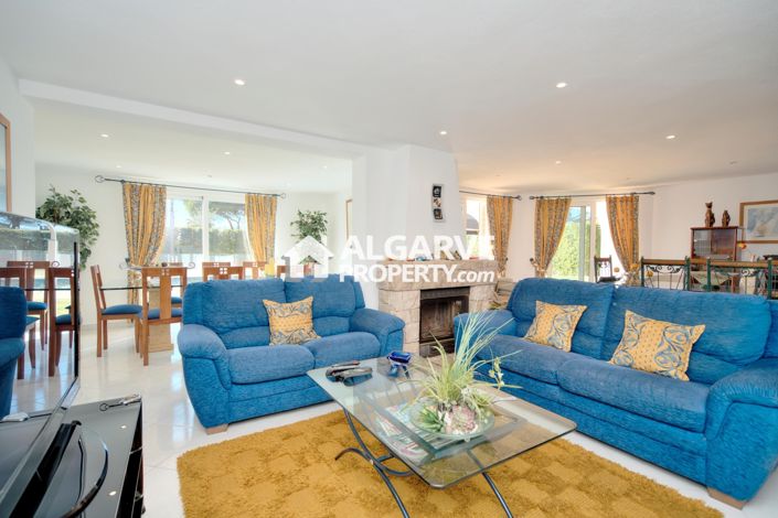 Image No.8-4 Bed Villa for sale