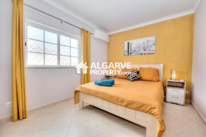 Image No.28-5 Bed Villa for sale