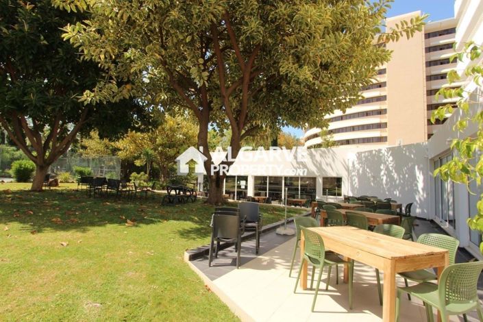 Image No.28-2 Bed Apartment for sale