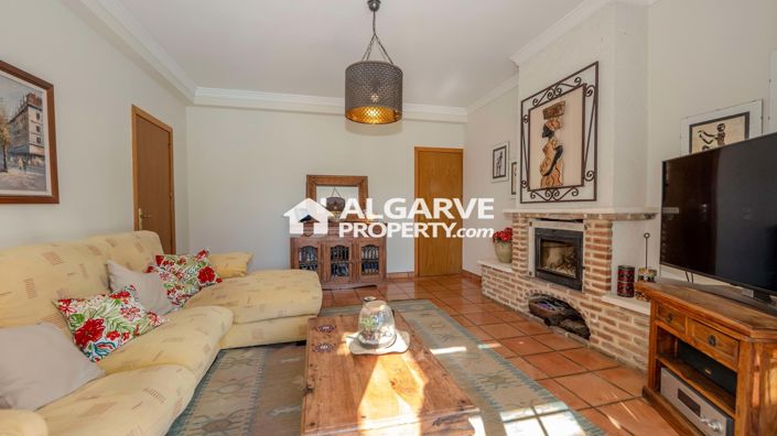 Image No.15-4 Bed Villa for sale