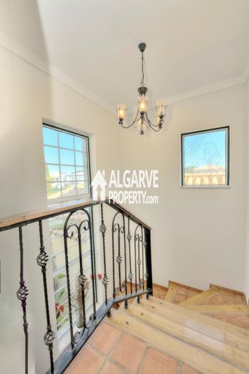 Image No.27-4 Bed Villa for sale