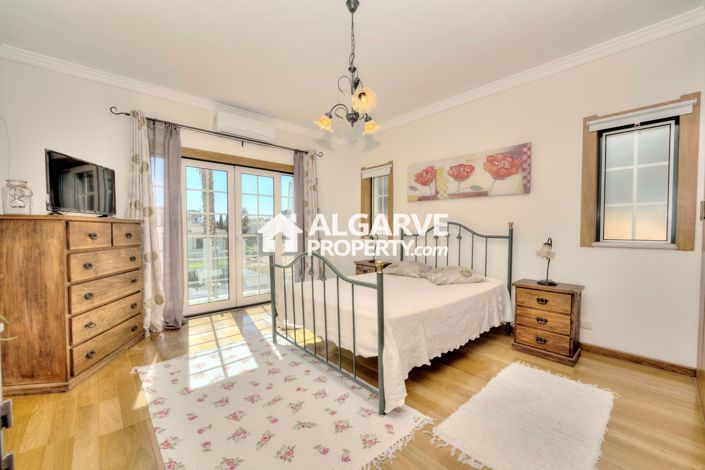 Image No.29-4 Bed Villa for sale