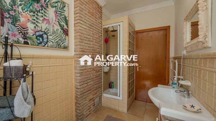 Image No.39-4 Bed Villa for sale