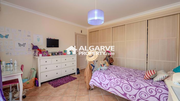 Image No.24-3 Bed Villa for sale