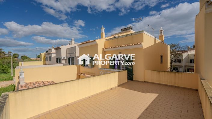 Image No.25-3 Bed Villa for sale