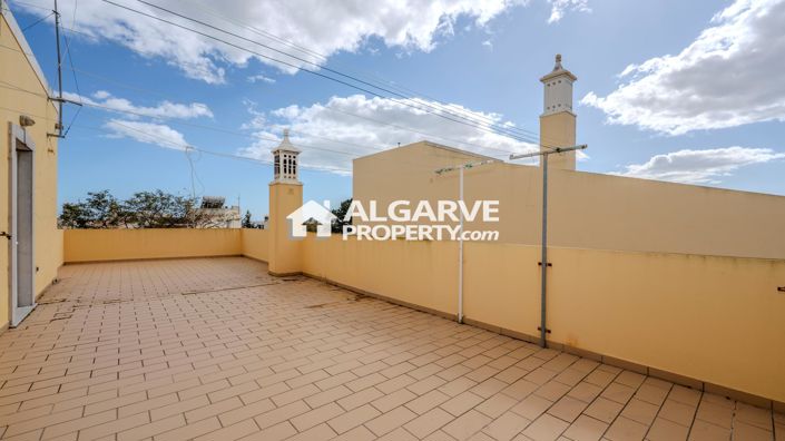Image No.40-3 Bed Villa for sale
