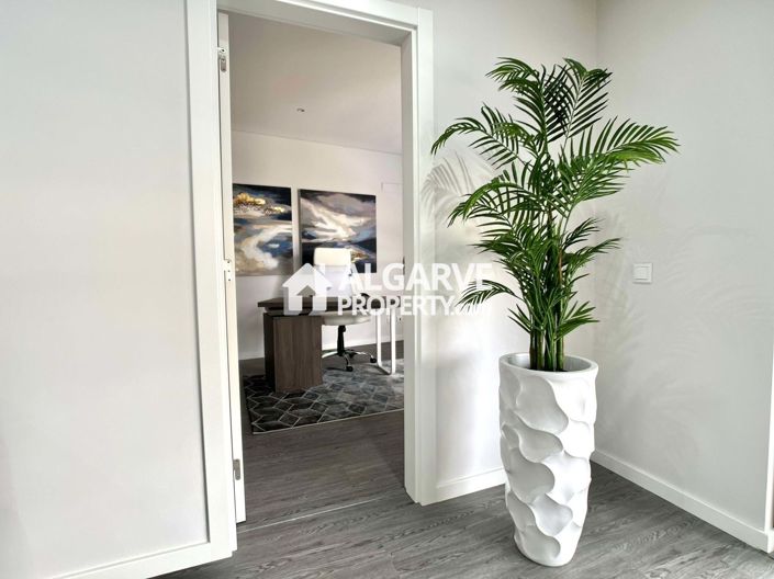 Image No.13-3 Bed Apartment for sale