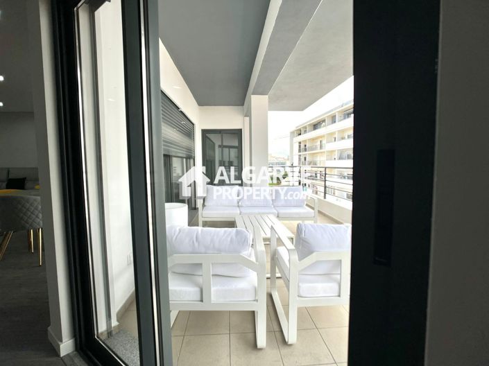 Image No.25-3 Bed Apartment for sale