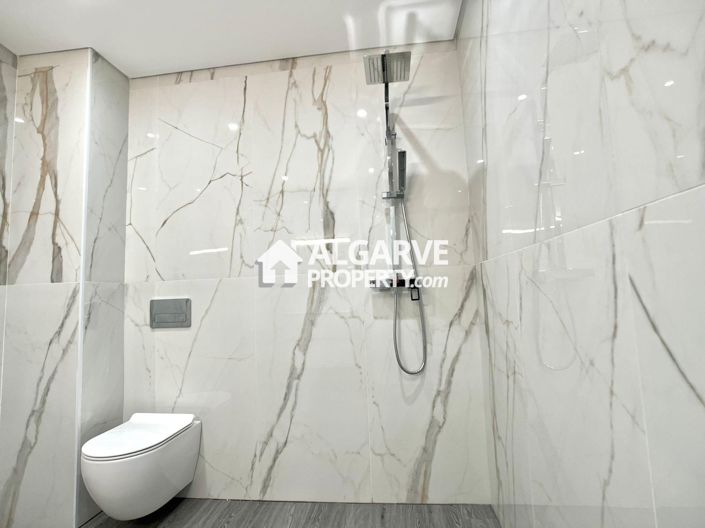 Image No.34-3 Bed Apartment for sale