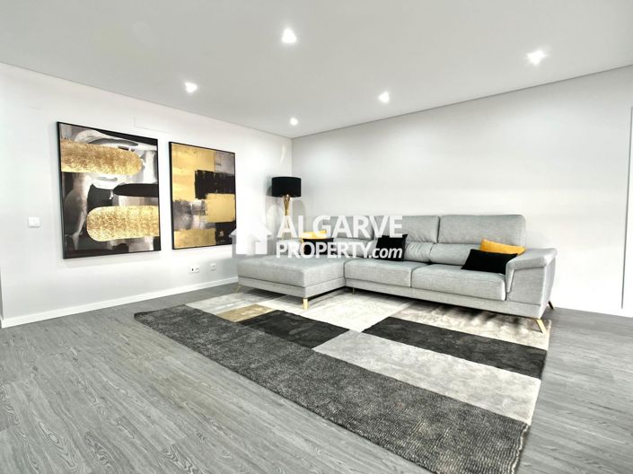 Image No.39-3 Bed Apartment for sale