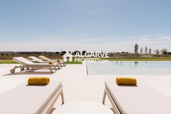 Image No.30-3 Bed Apartment for sale