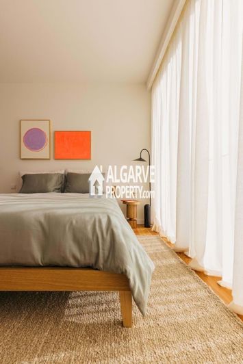 Image No.20-2 Bed Apartment for sale