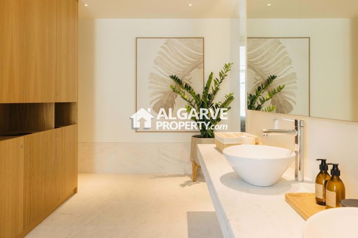 Image No.54-2 Bed Apartment for sale