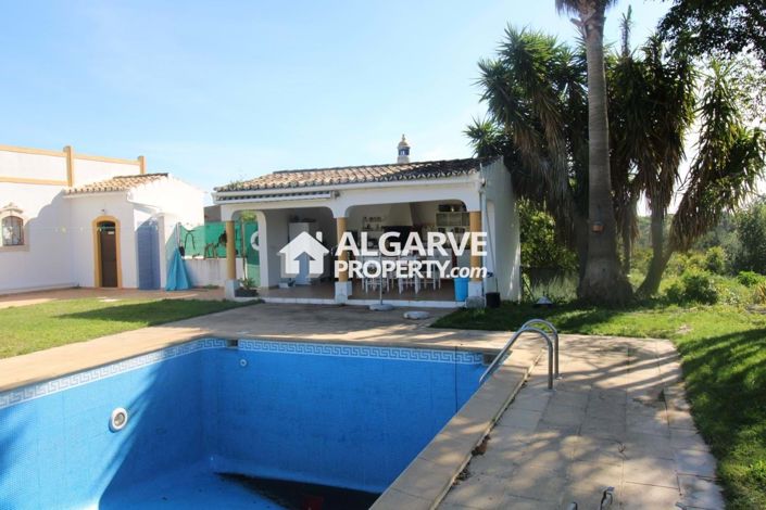 Image No.12-3 Bed Villa for sale