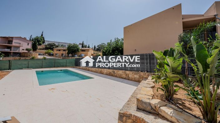 Image No.4-4 Bed Villa for sale