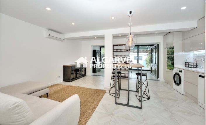 Image No.2-Villa de 2 chambres à vendre à Vilamoura