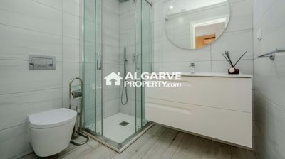 3-12237-78d1f4f8b6655591b02d22fabb36a692d73cc